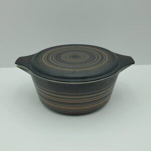 Pyrex Terra 2.5 Qt Covered Casserole Matte Dark Brown Black Etched Rings Baker
